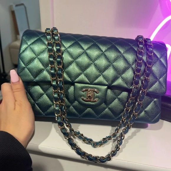 Wow Chanel caviar emerald iridescent double flap - Picture 3 of 6